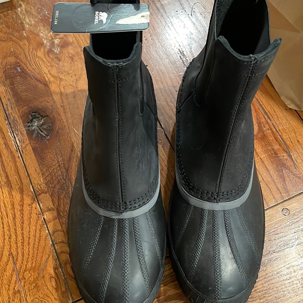NWT Men’s Sorel Waterproof Boots